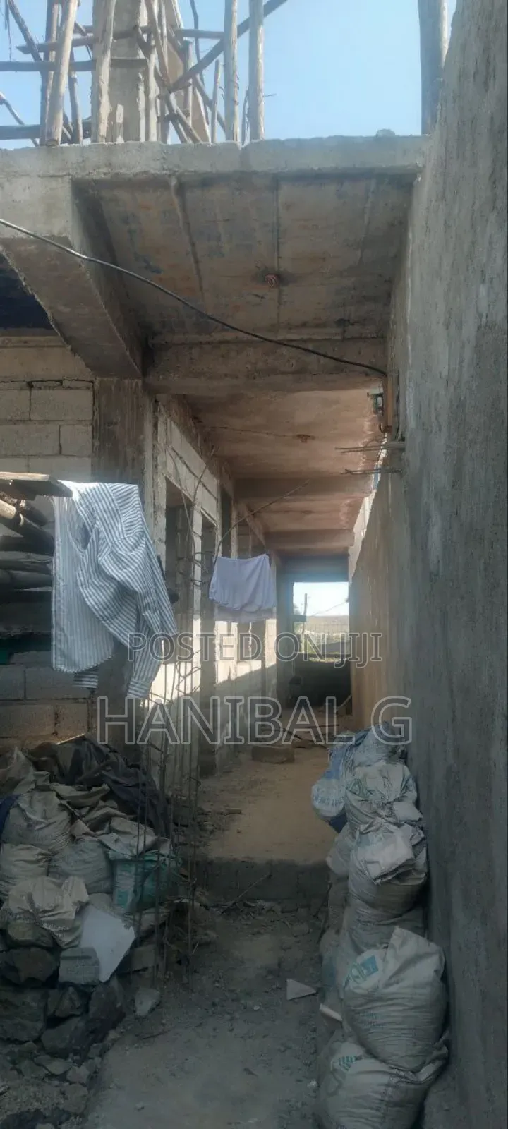 6bdrm House in Bole for sale