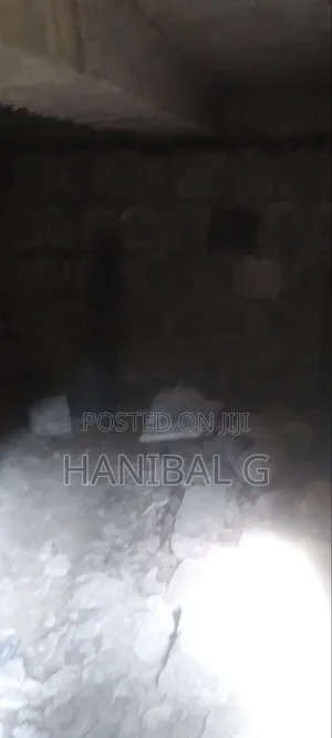 6bdrm House in Bole for sale