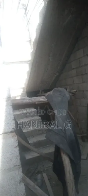 6bdrm House in Bole for sale