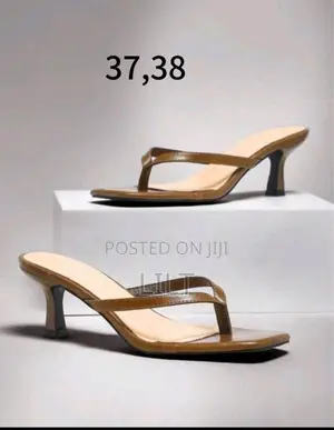 Woman’S Heel Shoes