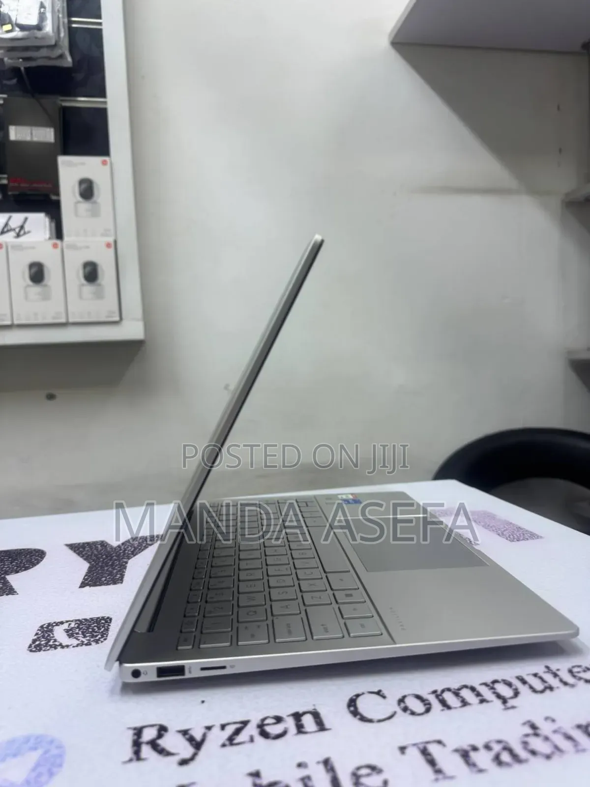 New Laptop HP Pavilion 14 16GB Intel Core I5 SSD 1T