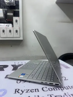 New Laptop HP Pavilion 14 16GB Intel Core I5 SSD 1T
