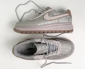 Nike Air Force 1 Luxe 'Summit White/Light Bone' Men's Shoes