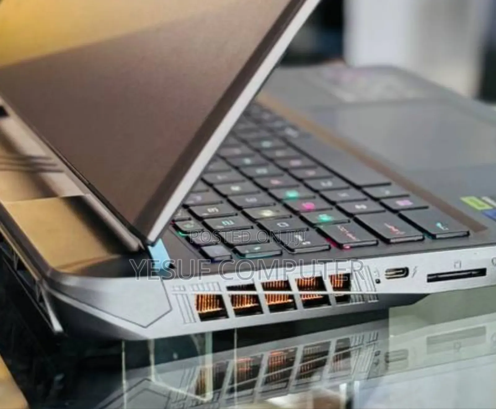 New Laptop MSI Vector GP68 HX 13V 16GB Intel Core i9 SSD 1T