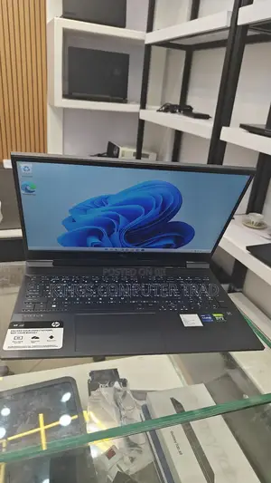 New Laptop HP Victus 16 16GB Intel Core I7 SSD 512GB
