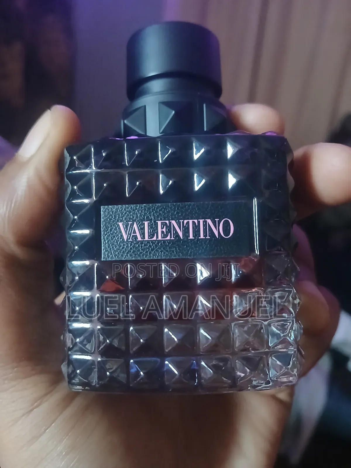 Valentino Donna Born in Roma Intense