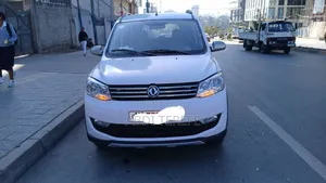 Photo - Dongfeng Glory 2024 White