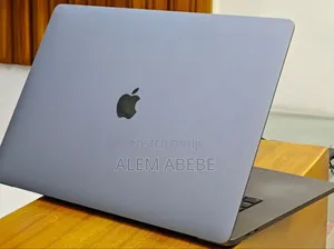 New Laptop Apple MacBook Pro 2019 32GB Intel Core I9 SSD 1T