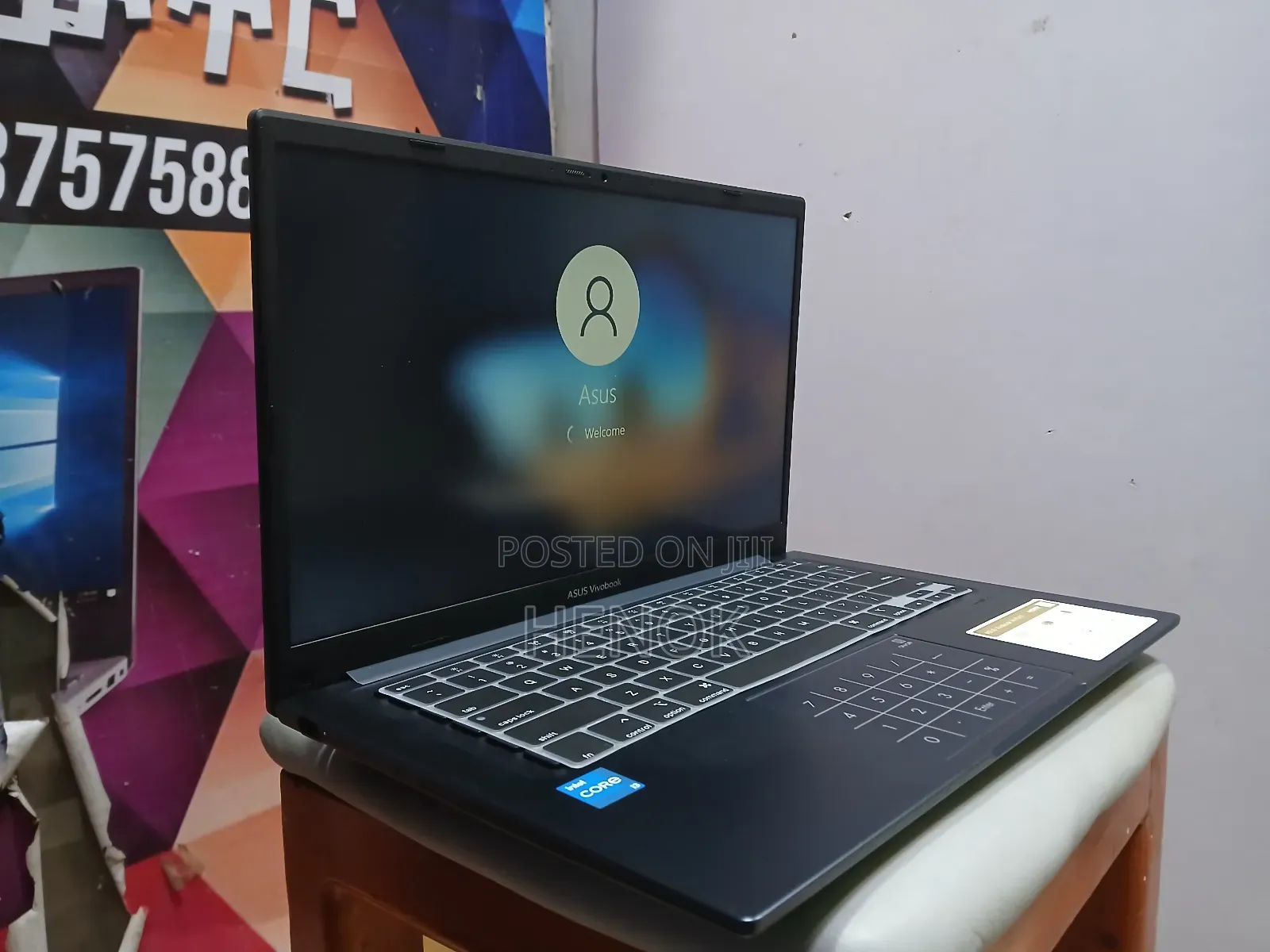 New Laptop Asus VivoBook 15 X505BA 8GB Intel Core I3 SSD 256GB