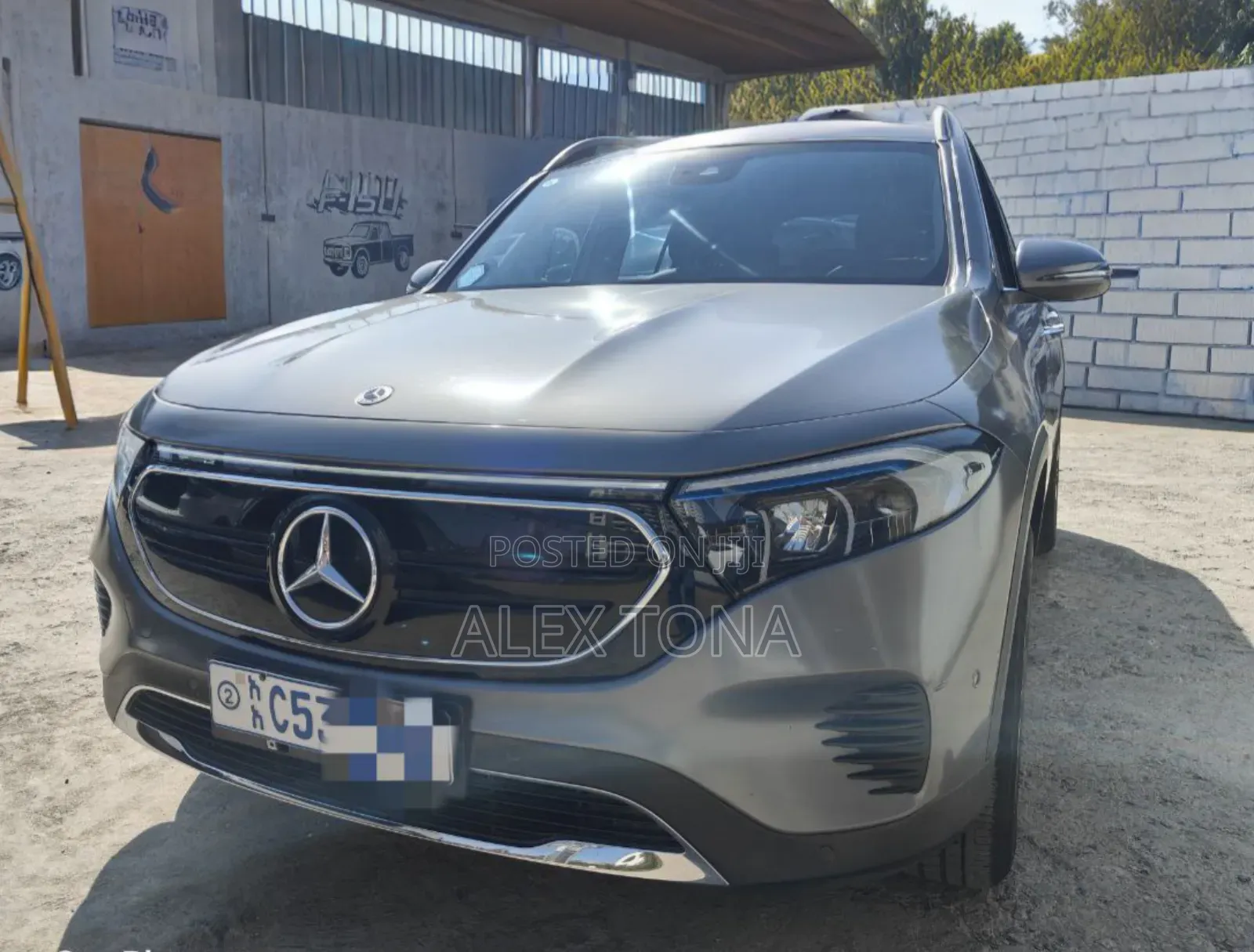 Mercedes-Benz EQB 2022 Gray
