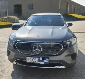 Mercedes-Benz EQB 2022 Gray