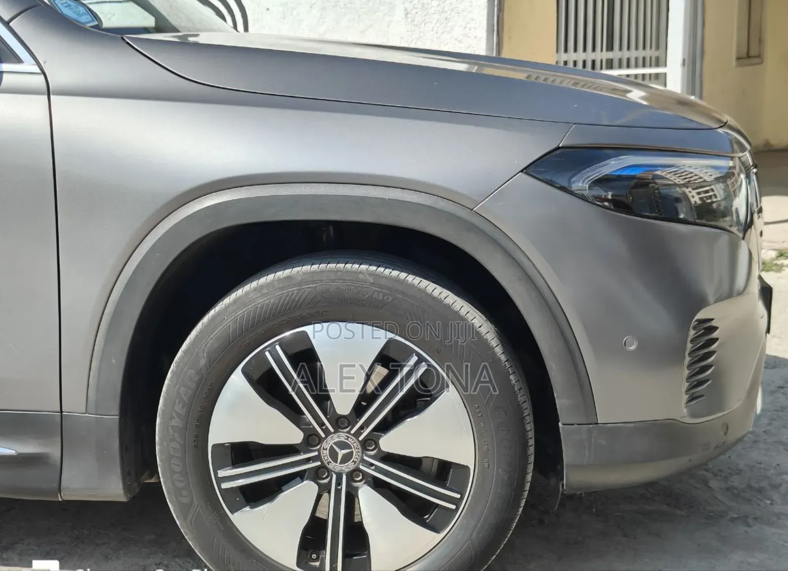 Mercedes-Benz EQB 2022 Gray