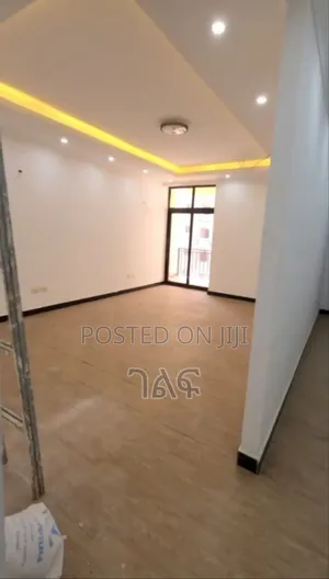 2bdrm Apartment in በጣም አስቼኳይ ሽያጭ ከታዋቂ, Bole for sale