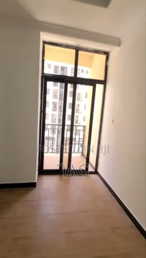 2bdrm Apartment in በጣም አስቼኳይ ሽያጭ ከታዋቂ, Bole for sale