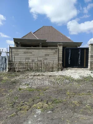 5bdrm Villa in Tafo Sheger, Yeka for sale