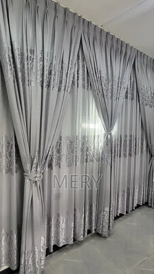 ሙሉ የፍሬንች መጋረጃ