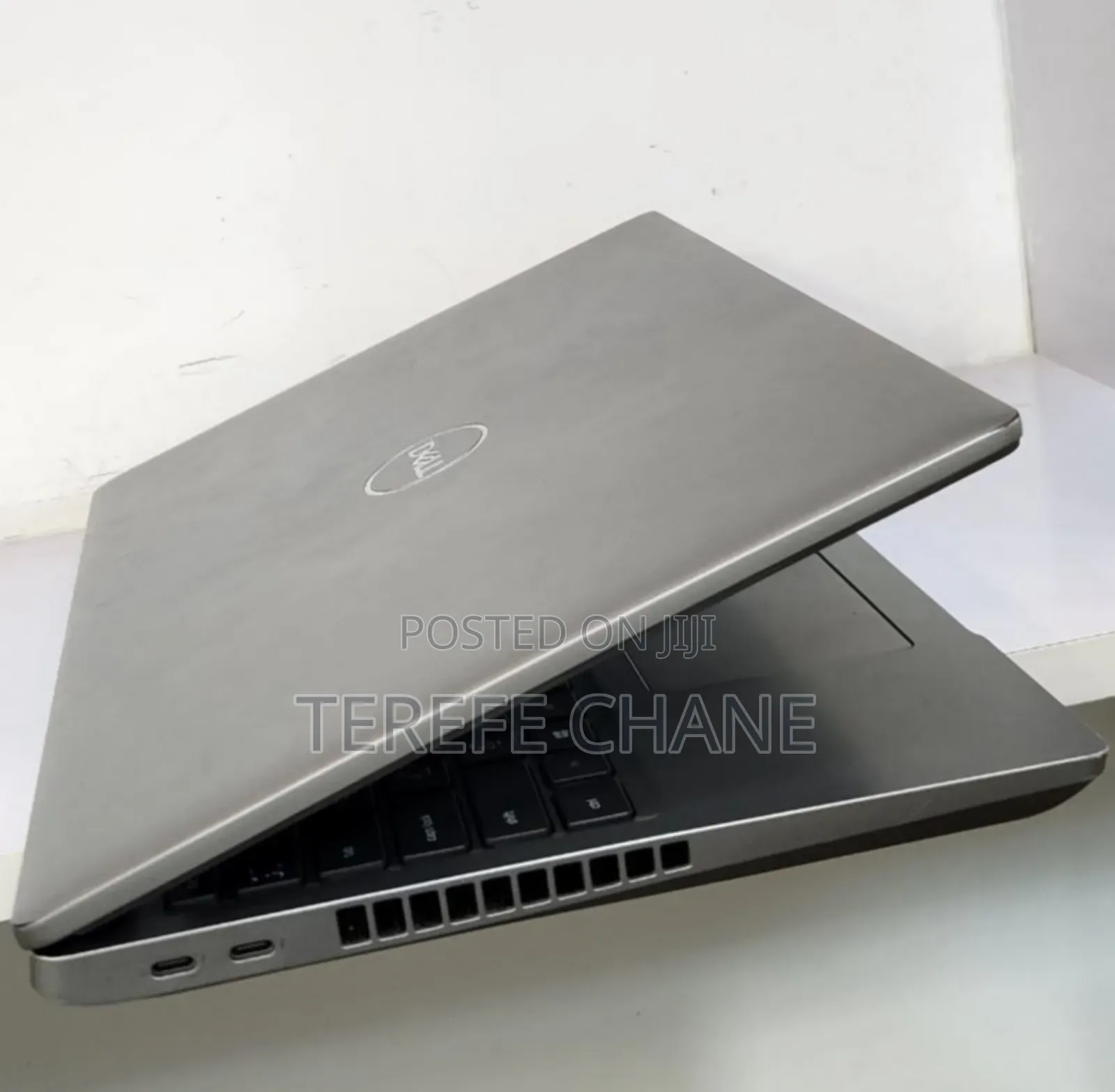 New Laptop Dell Precision 5540 32GB Intel Core I7 SSD 512GB