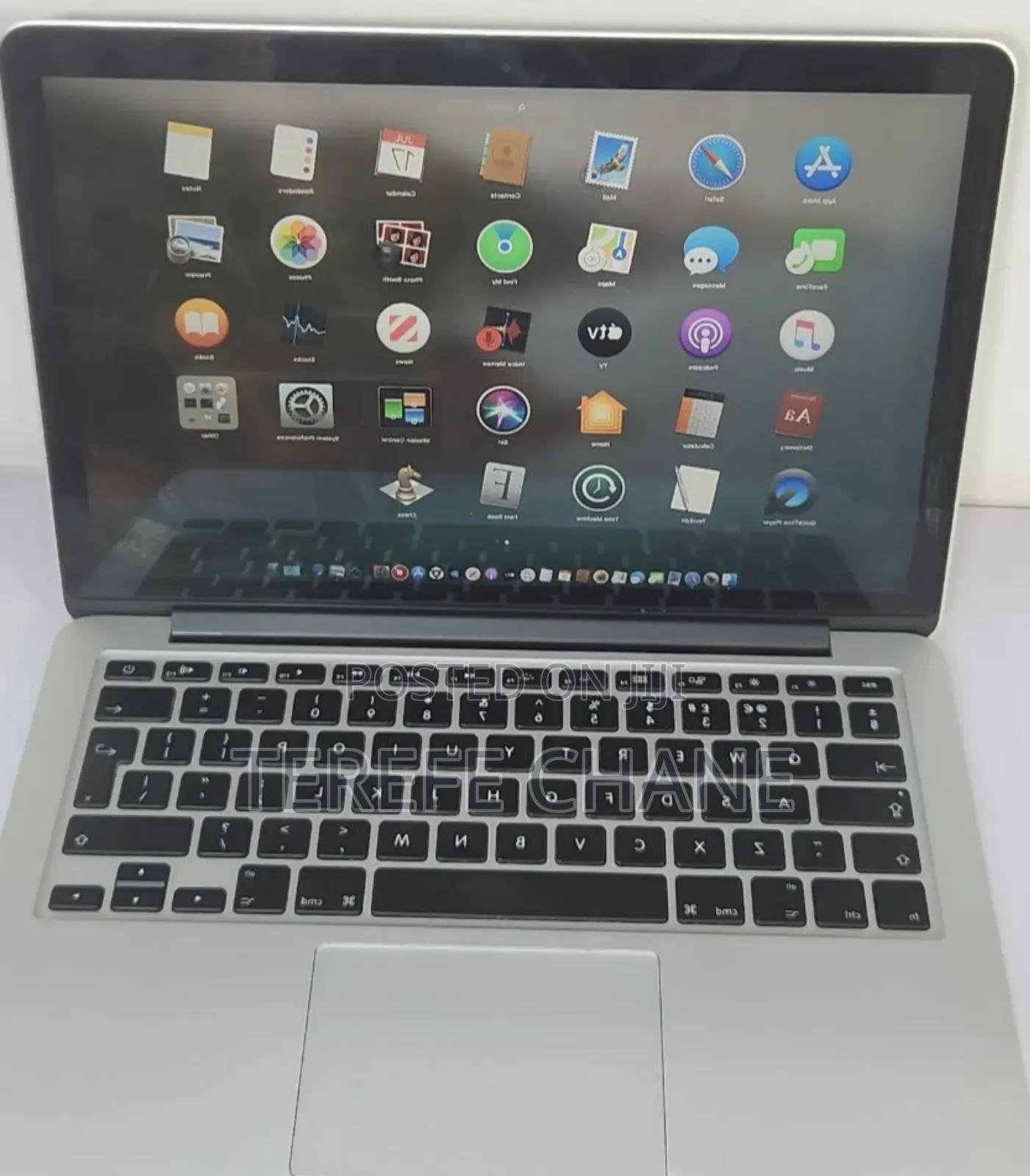 New Laptop Apple MacBook Pro 2015 8GB Intel Core I5 SSD 256GB