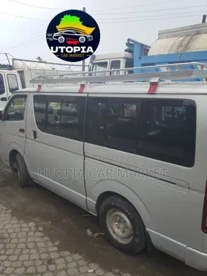 Toyota HiAce 2008 Silver