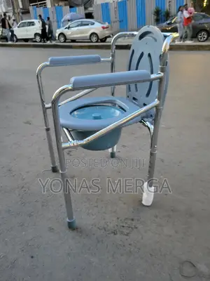 Photo - Toilet Chair寫省portable Bathroom Chair雯晫bedside Toilet Can Be Easily