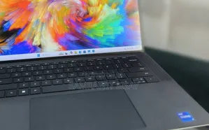 New Laptop Dell XPS 13 16GB Intel Core I7 SSD 512GB