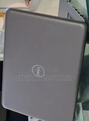 New Laptop Dell Latitude 3380 8GB Intel Core I5 SSD 256GB