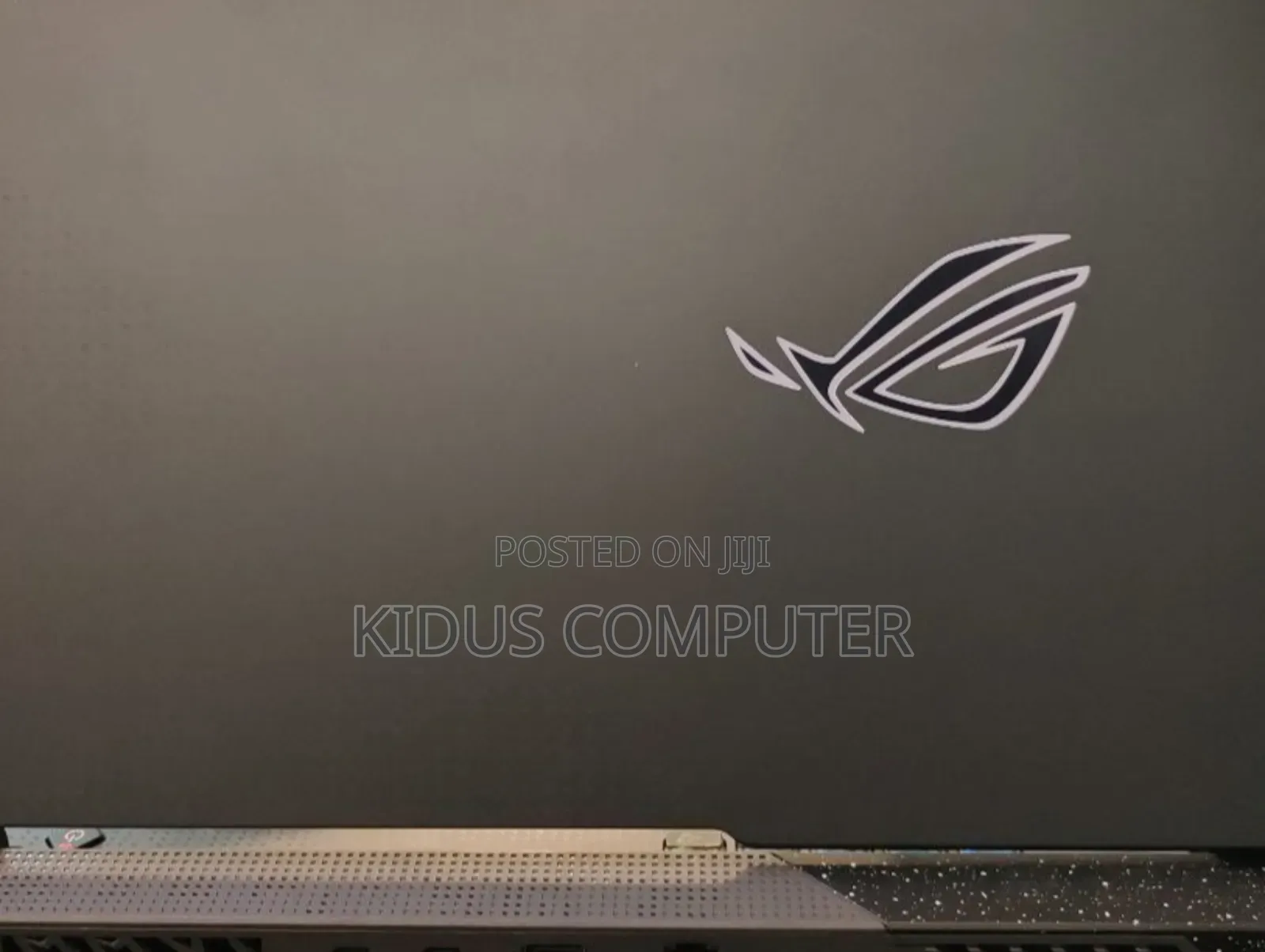 New Laptop Asus ROG Strix G15 16GB AMD Ryzen 9 SSD 512GB