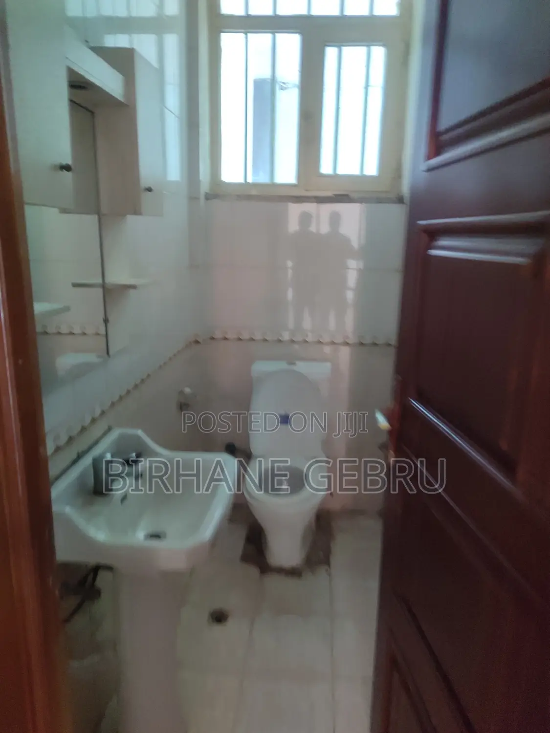 1bdrm House in House, Bole for rent