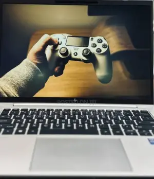 Photo - New Laptop HP EliteBook 840 G8 16GB Intel Core I5 SSD 512GB