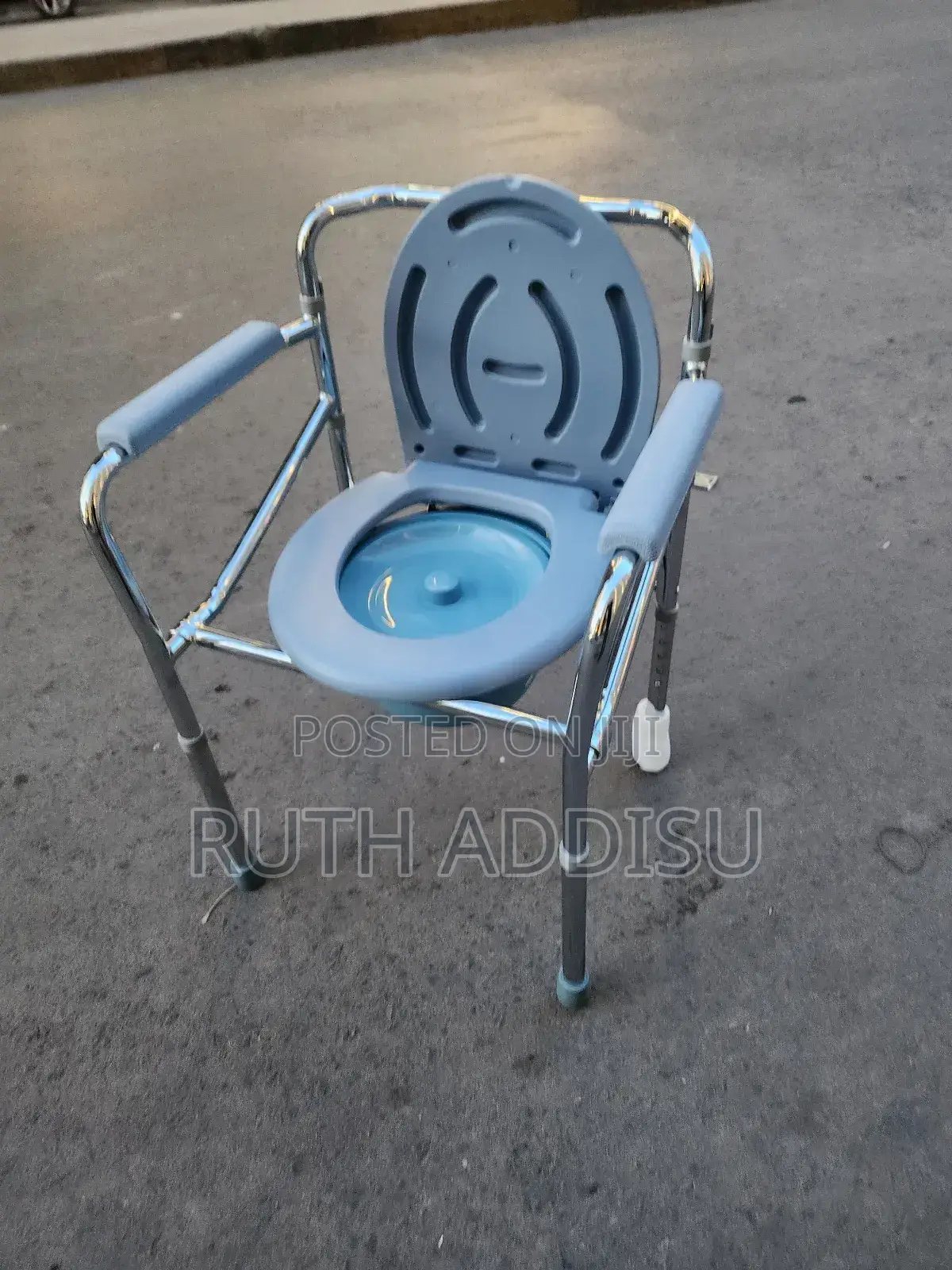 Commode Chair延誤toilet Chair奢侈commode Chair奔跑commode Chair夯土commode