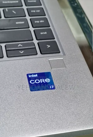 New Laptop HP EliteBook 640 G10 16GB Intel Core I7 SSD 1T