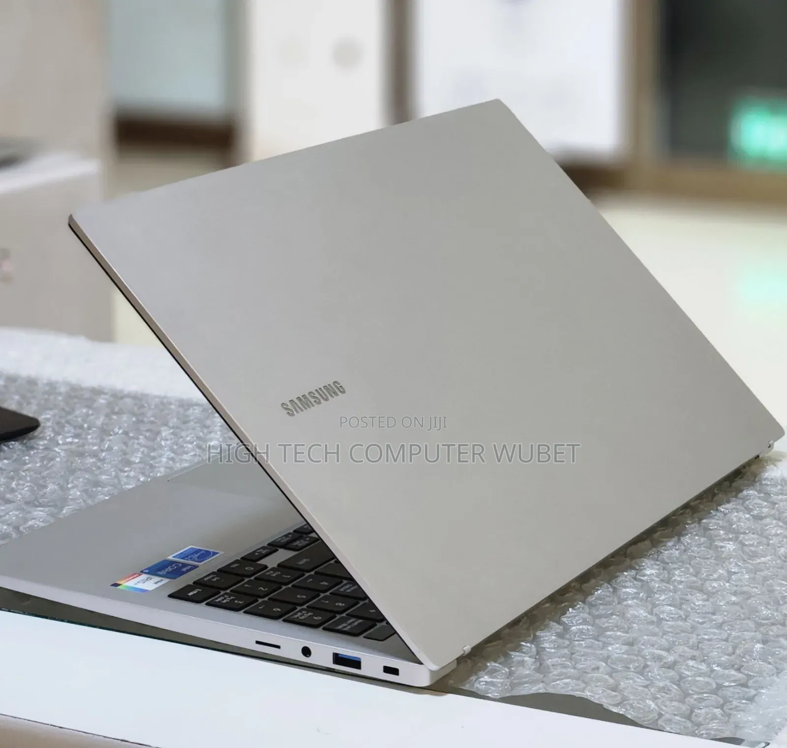 New Laptop Samsung 16GB Intel Core I5 SSD 512GB