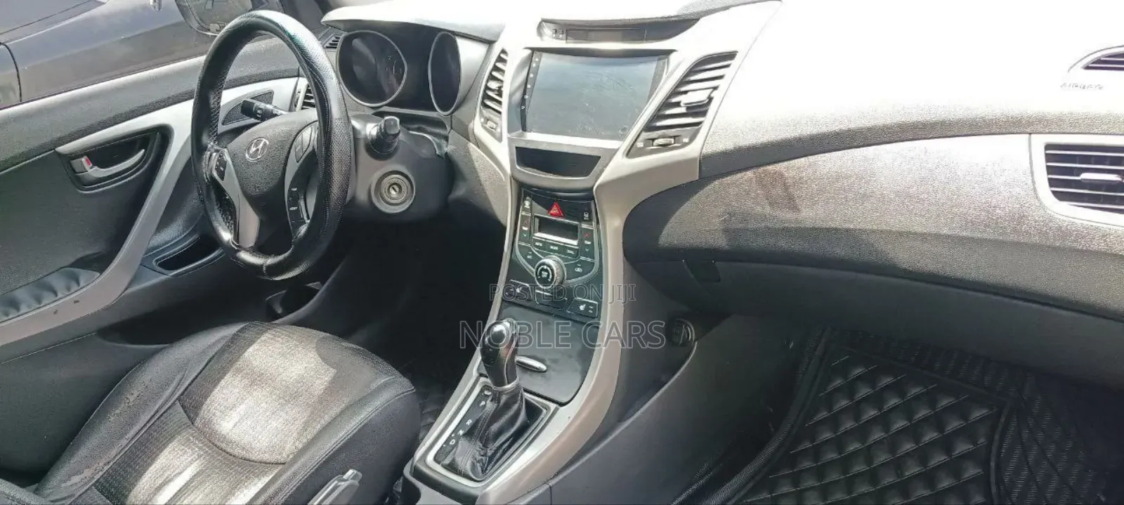 Hyundai Avante 2015 Silver