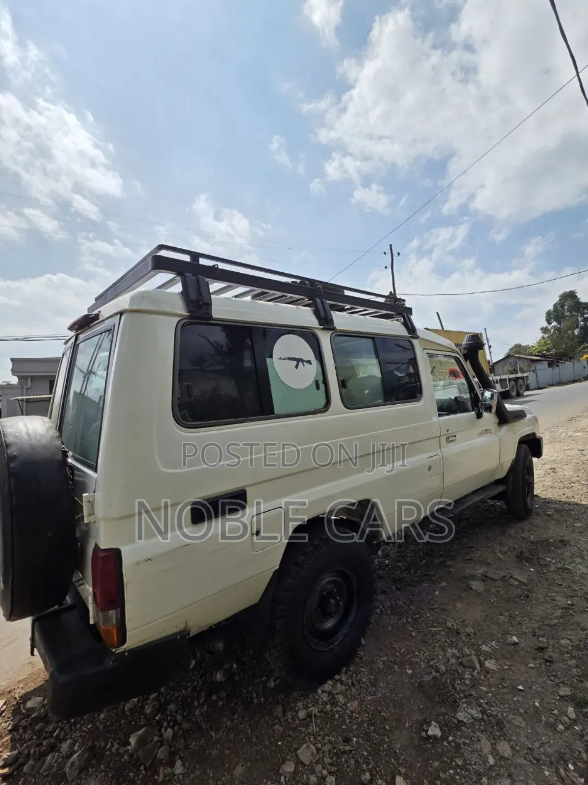 Toyota Land Cruiser 2012 White