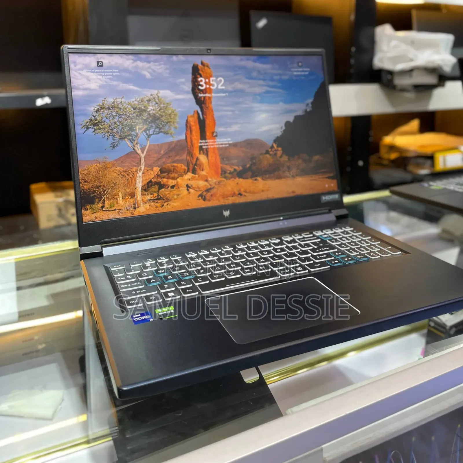 New Laptop Acer Predator Helios 300 16GB Intel Core I9 SSD 1T