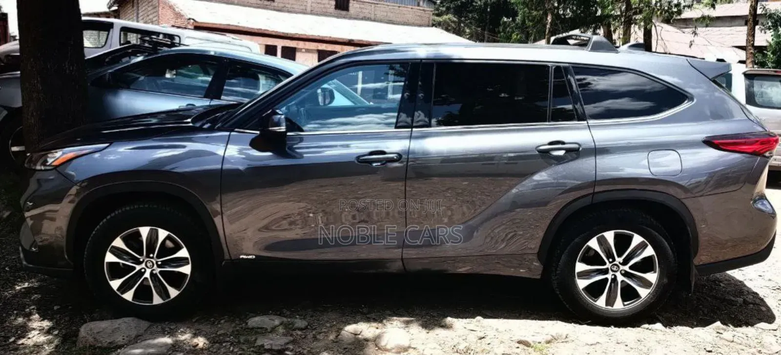 Toyota Highlander Hybrid 2022 Gray