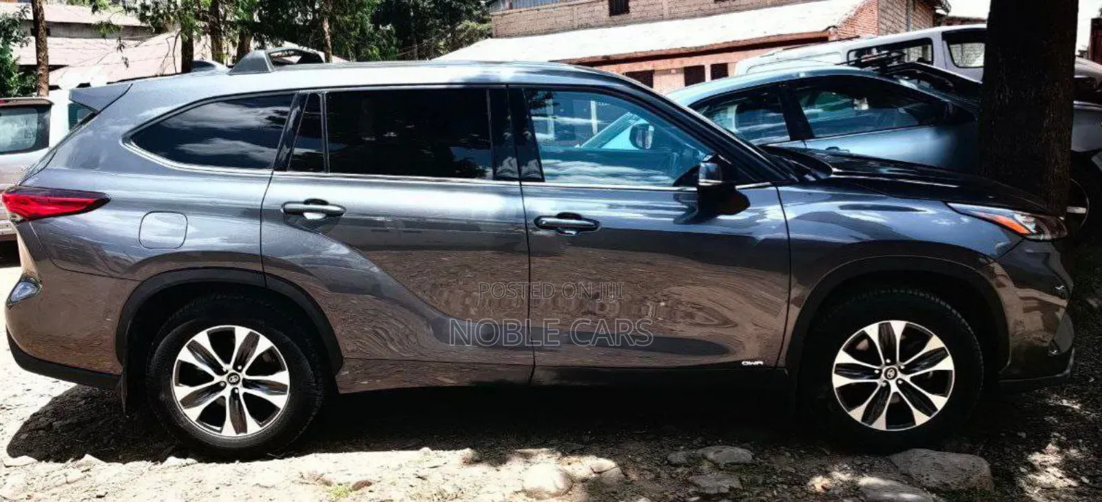 Toyota Highlander Hybrid 2022 Gray