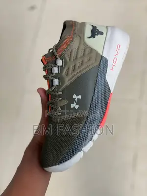 Under Armour Project Rock 2 Training Shoe.
