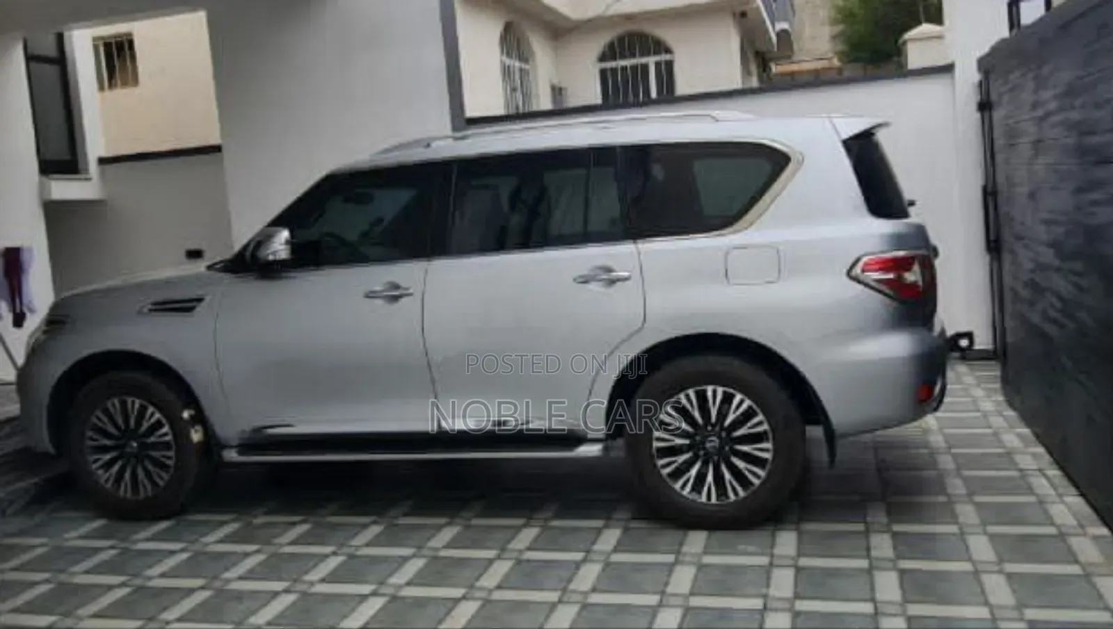 Nissan Patrol 2017 Silver