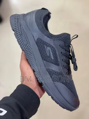 Photo - Skechers Gorun Men's Running Shoe