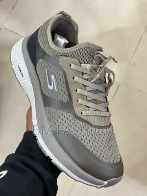 Photo - Skechers Gorun Men's Shoe