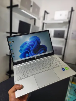 New Laptop HP Pavilion 14 16GB Intel Core I7 SSD 512GB