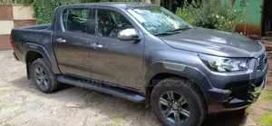 Toyota Hilux 2021 Gray
