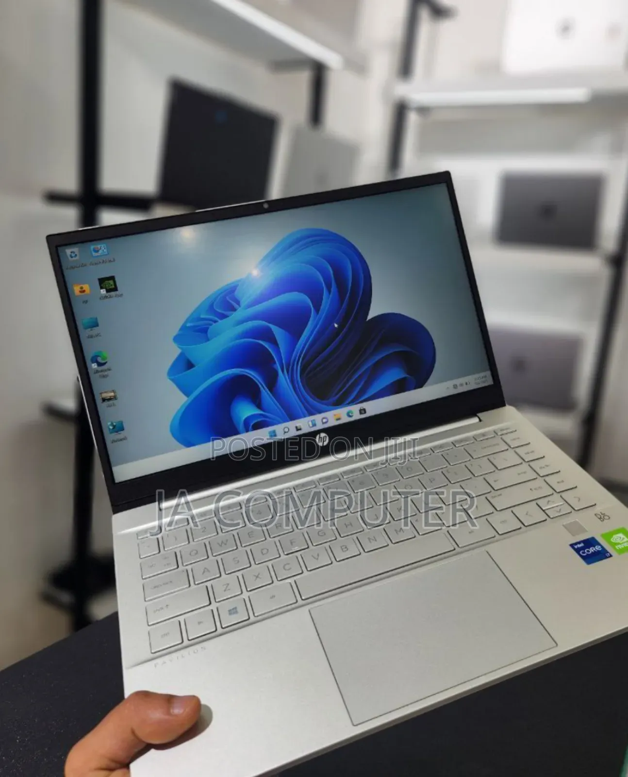 New Laptop HP Pavilion 14 16GB Intel Core I7 SSD 512GB