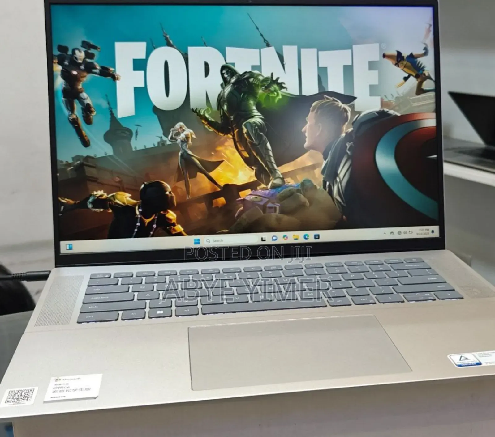 New Laptop Dell Inspiron 15 16GB Intel Core I7 SSD 512GB