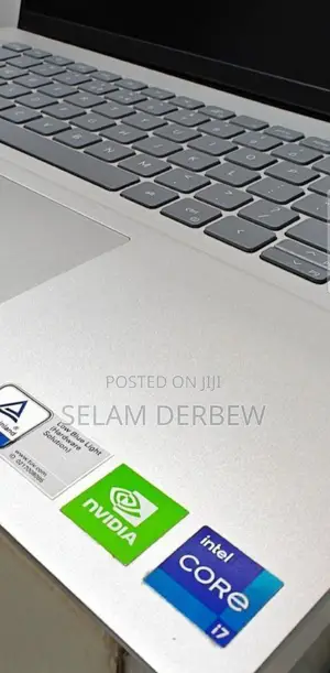 New Laptop Dell Inspiron 15 16GB Intel Core I7 SSD 512GB