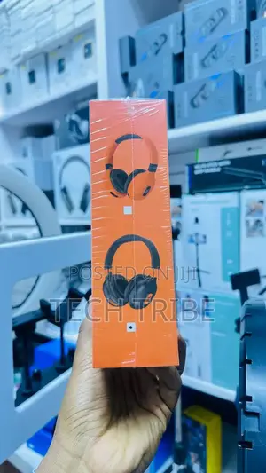 JBL
Tune 760bt
Pure Bass Wireless Headset