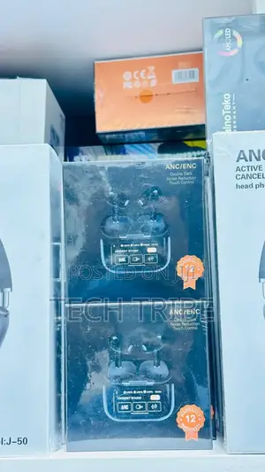 Double Dark
Noise Reduction Anc / Enc
Touch Control Earpod