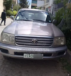Photo - Toyota Land Cruiser 2006 Silver