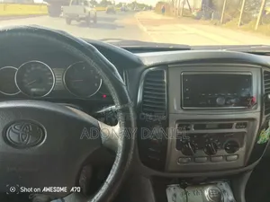 Toyota Land Cruiser 2006 Silver